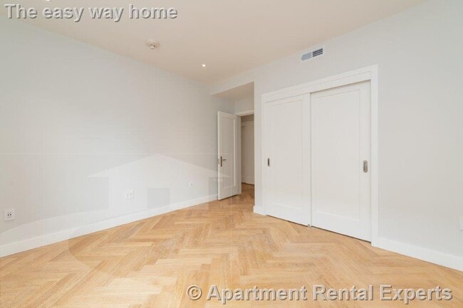 Photo - 19 Forest St Apartment