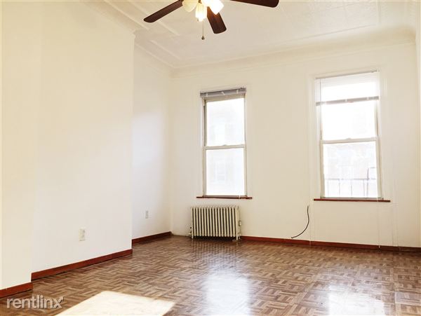 Building Photo - 250 Franklin St