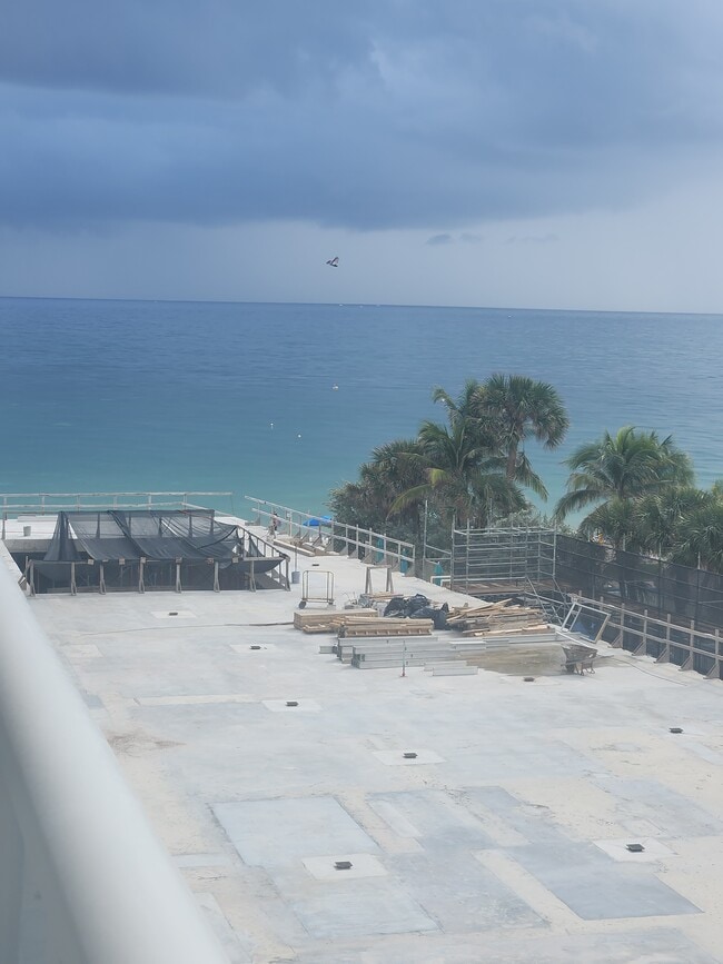 Building Photo - 4100 Galt Ocean Dr