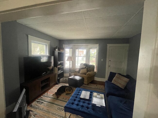 Foto del edificio - 1541 Hopkins Ave