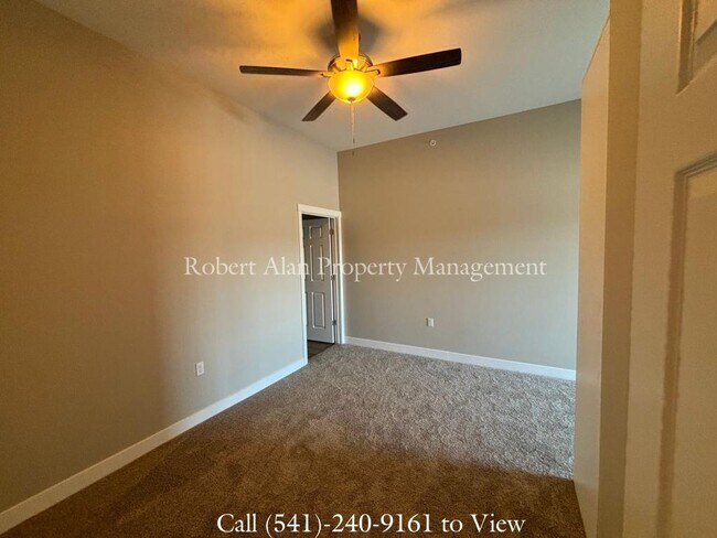 Foto del edificio - 2601 SW Hailey Ave
