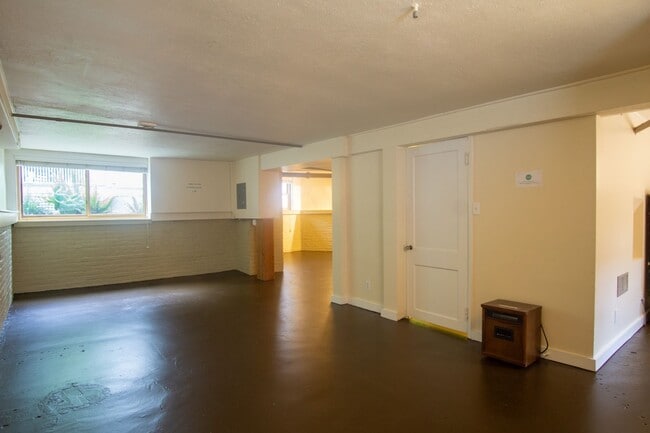 Photo - Amazing Find! Spacious Daylight Basement Studio with Loads of Character! Apartment