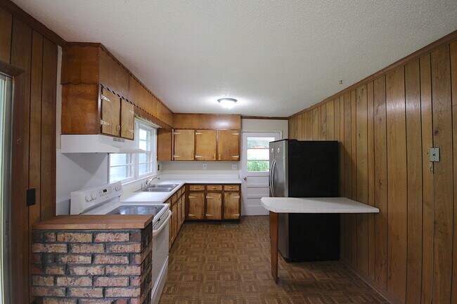 Foto del edificio - 2 bed home in East Ridge $250 off first mo...