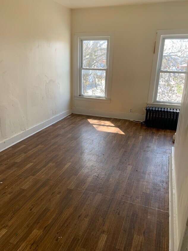 108 Pearl St Unit 2, Medina, NY 14103 Apartments in Medina, NY