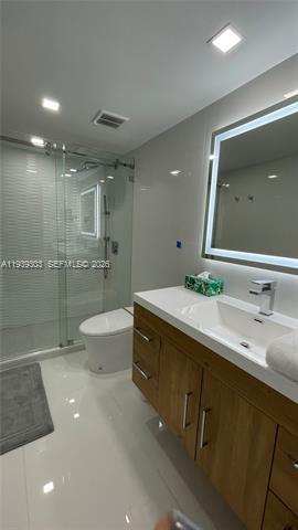 Foto del edificio - 5701 Collins Ave