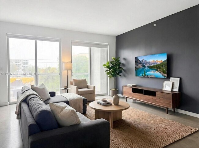 Foto del edificio - 765 NW 1st St