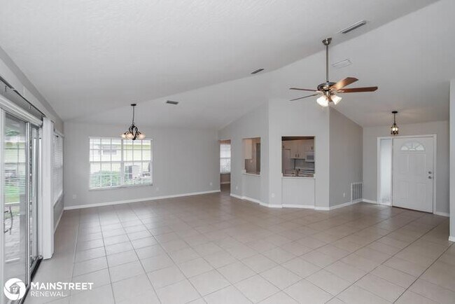 Building Photo - 725 24TH SQ, VERO BEACH, FL 32962