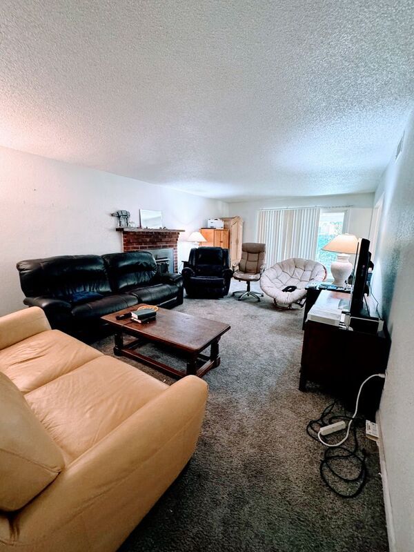 Foto del edificio - 4846 Wiedman Way