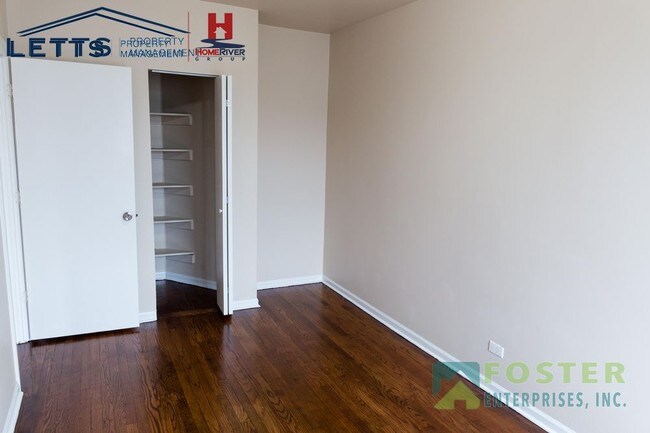Foto del edificio - Spacious Modern Living