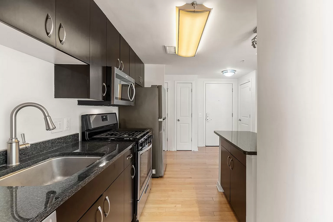 Foto del edificio - 475 K St NW