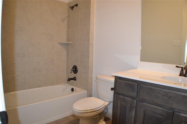 Foto del edificio - 10824 Brownwood Pl