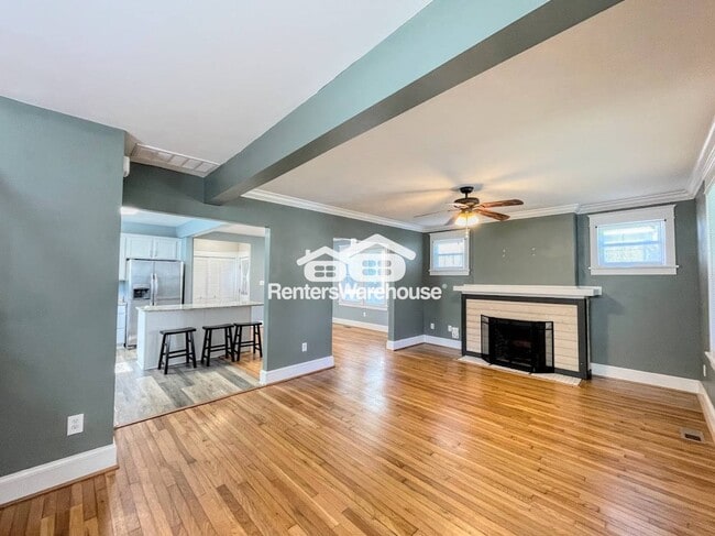 Foto del edificio - 3629 Montgomery St