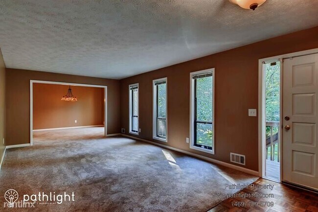 Foto del edificio - 3 br, 2 bath House - 4928 Scotts Creek Tra...