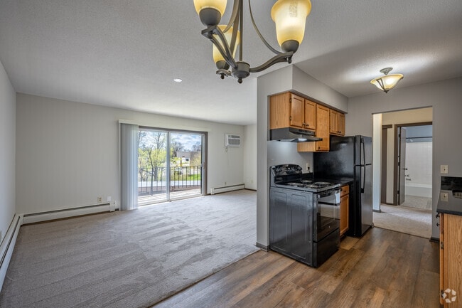 1BR, 1BA - 750SF - Mejorado - Sala de estar/cocina - Northumberland Apartments