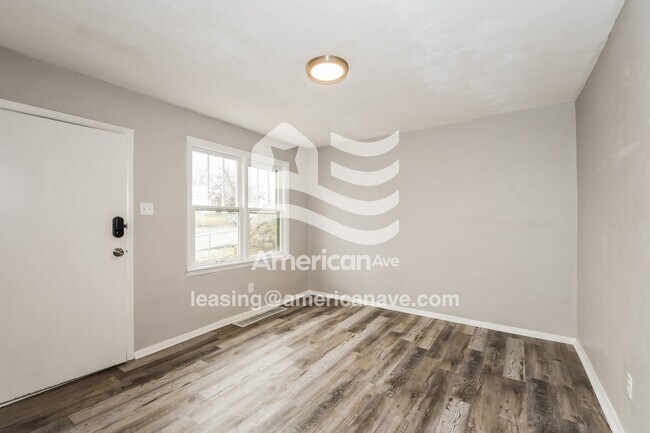 Building Photo - 354 Orient Ave