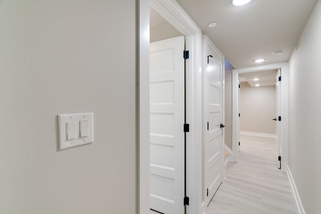 Building Photo - Stylish New Construction Near Fishtown