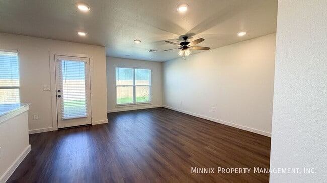 Building Photo - 2304 Corpus Ave