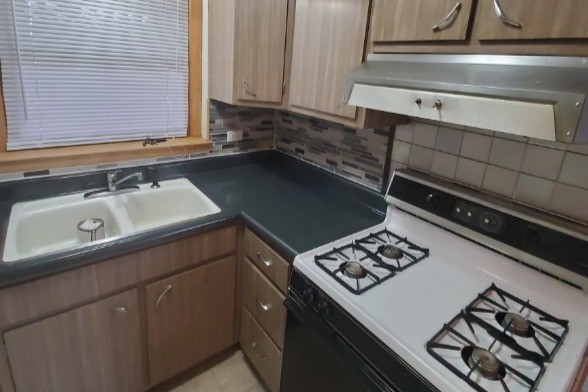 Foto del edificio - 3180 W Meadow Ln Dr