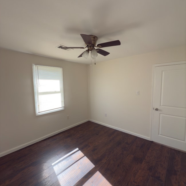 Foto del edificio - 1622 Farragut St