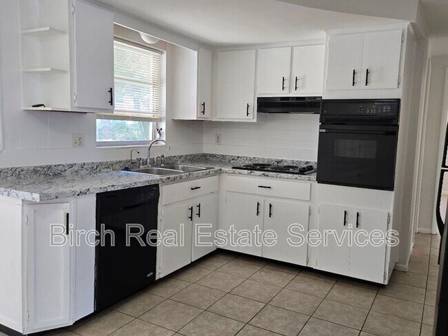 Foto del edificio - 5052 Cougar Loop