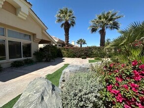 Building Photo - 78284 Rainbow Dr