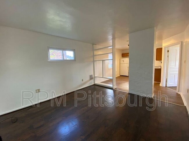 Building Photo - 7432 Duquesne Ave