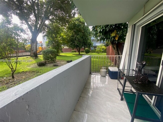 Foto del edificio - 6195 W 18th Ave