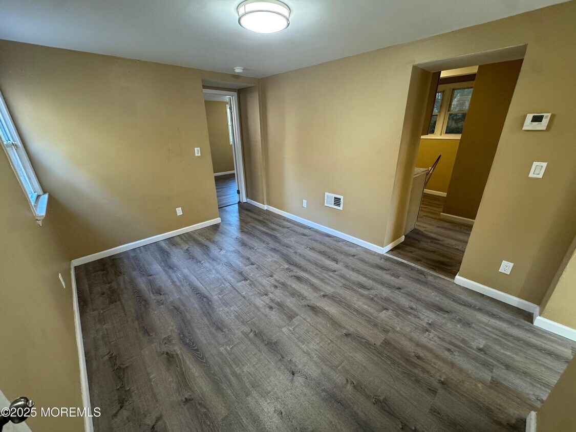 Foto principal - 724 Cortlandt St