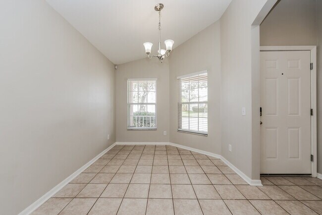 Foto del edificio - 8522 Hawbuck St