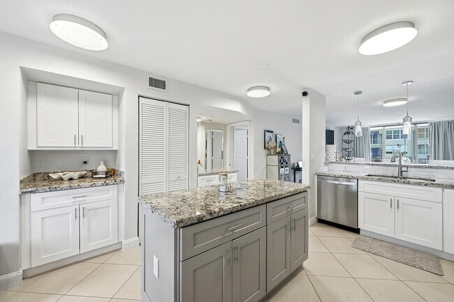 Foto del edificio - 777 S Federal Hwy