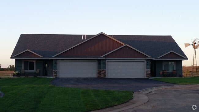 Building Photo - 1729 Ducktail Ct