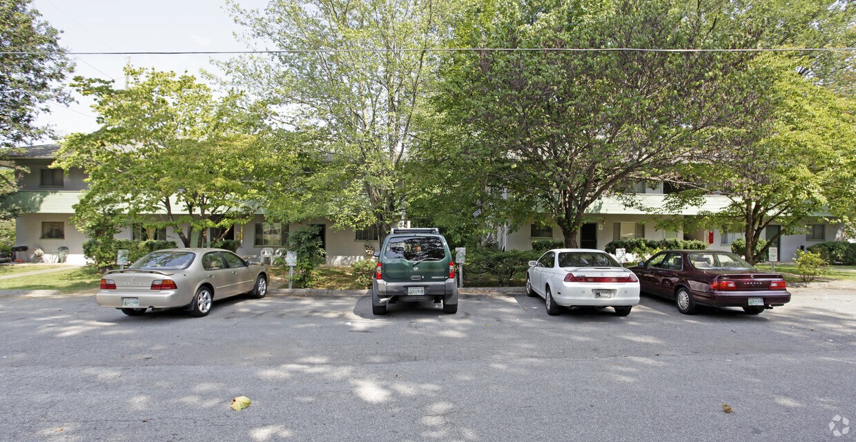 420 Popular Ln, Gatlinburg, TN 37738 Apartments in Gatlinburg, TN