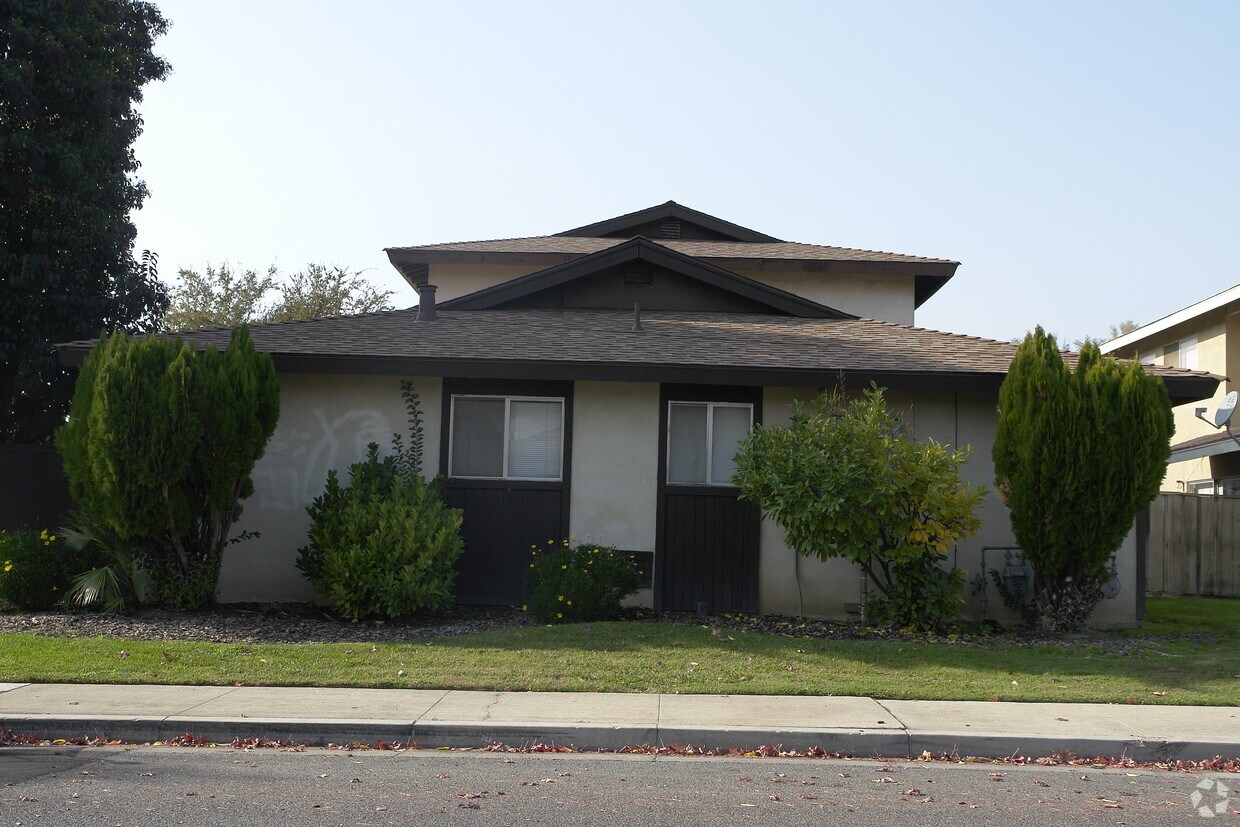 Building Photo - 3311 Santa Rosa Ct