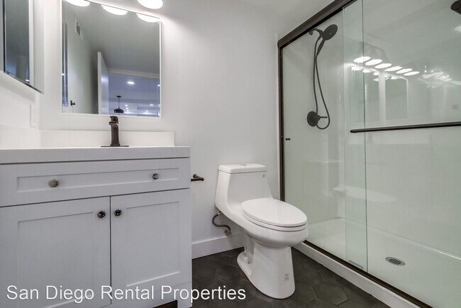 Building Photo - 2 br, 2 bath House - 12240 Corte Sabio #1104