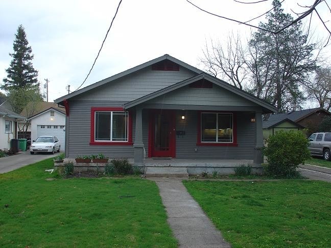 Building Photo - 1130 Palm Ave