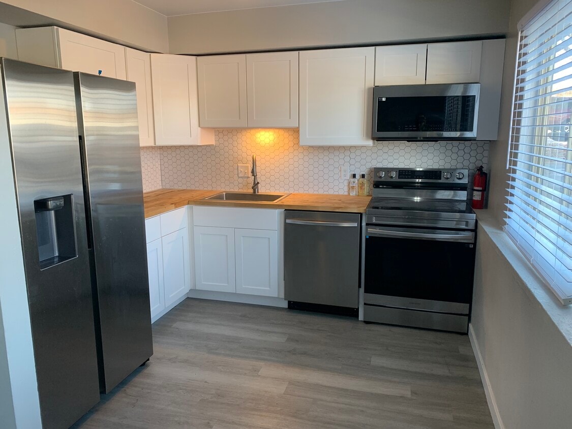 Foto principal - 1435 Manitou Blvd