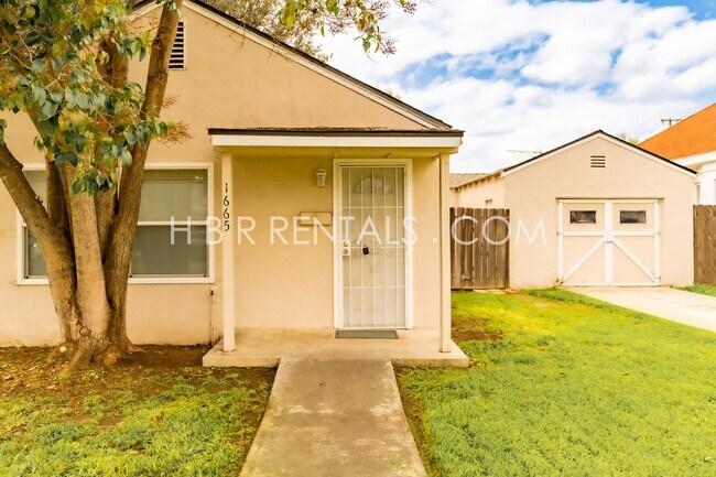 Foto del edificio - Charming 1 Bedroom Home Move in Ready