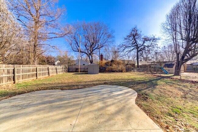Foto del edificio - Coming Soon! Beautiful 2 bedroom, 1 bath home
