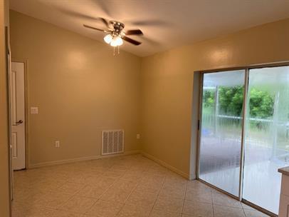 Foto del edificio - Charming 3-Bedroom Home in Fort Myers – An...