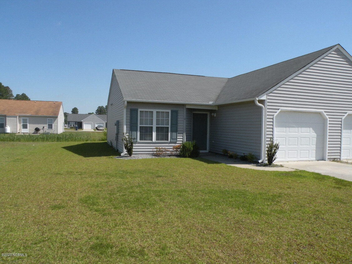 Foto principal - 109 Jerrett Ln