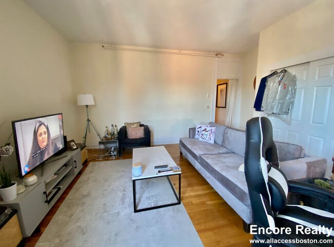 Foto del edificio - 913 Boylston St