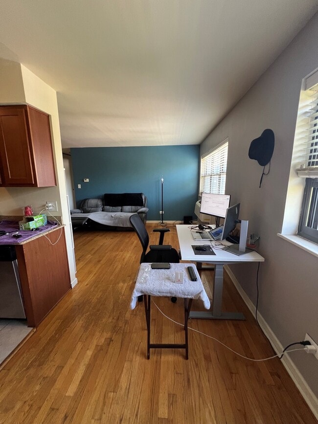 Dining ARea - Greenview Apartments