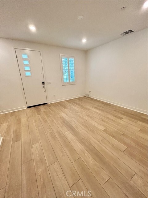 Foto del edificio - 1669 W Lincoln Ave