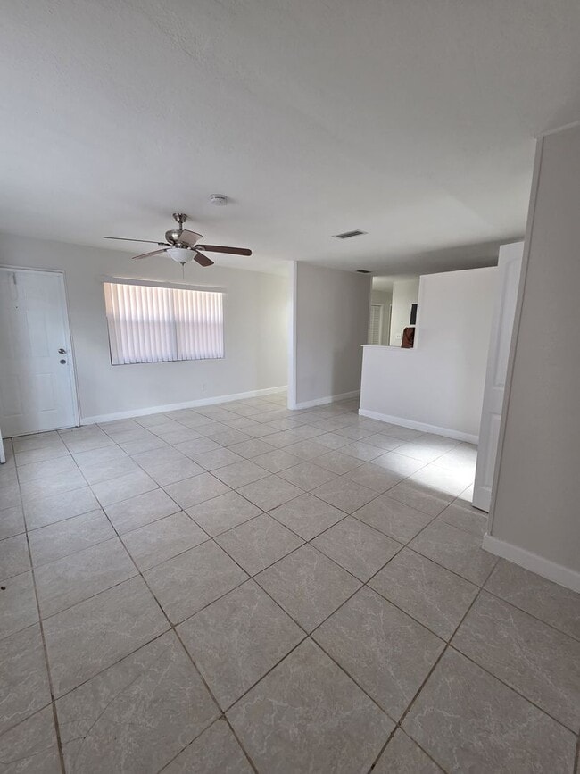 Photo - 2127 NW 7th St Apartment