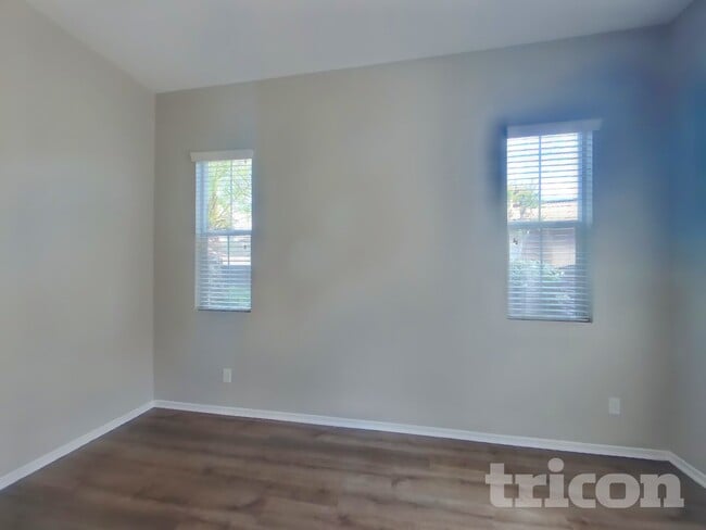 Foto del edificio - 34629 Foxberry Rd