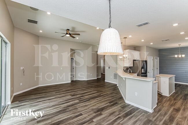 Foto del edificio - 2742 Bobby Jones St