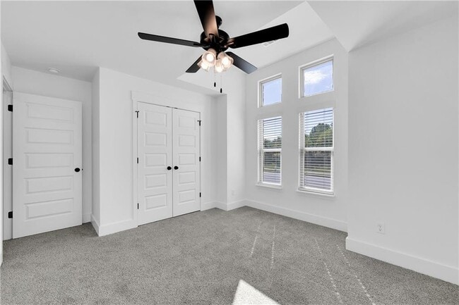 Building Photo - 1410 Emmerson St