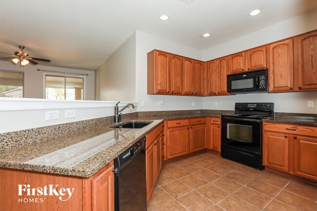 Building Photo - 4954 E Odessa Dr