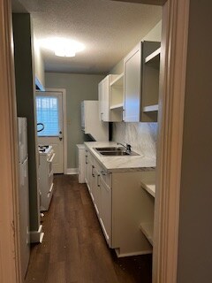 Foto del edificio - 6601 Meadowlawn St
