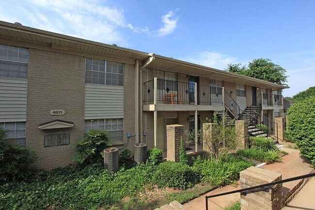 Building Photo - Remodeled One Bedroom One Bathroom